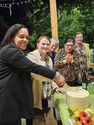 Torte schneiden kl.jpg